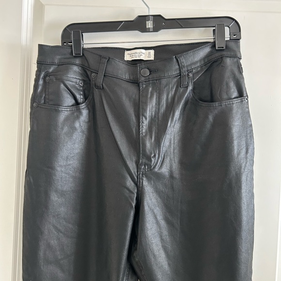 Abercrombie & Fitch Black Ultra High-Rise Pants - Picture 2 of 9